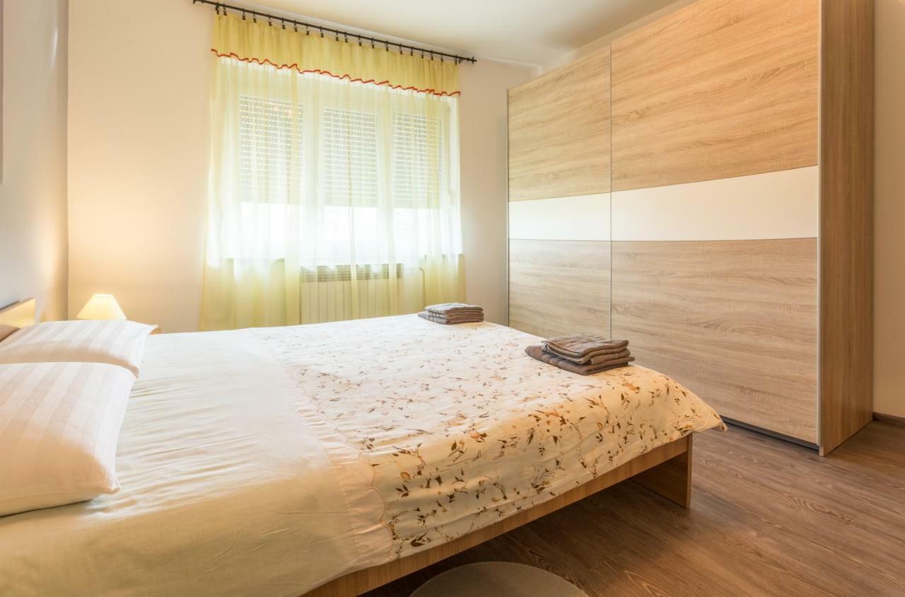 אומאג Apartment Dean מראה חיצוני תמונה