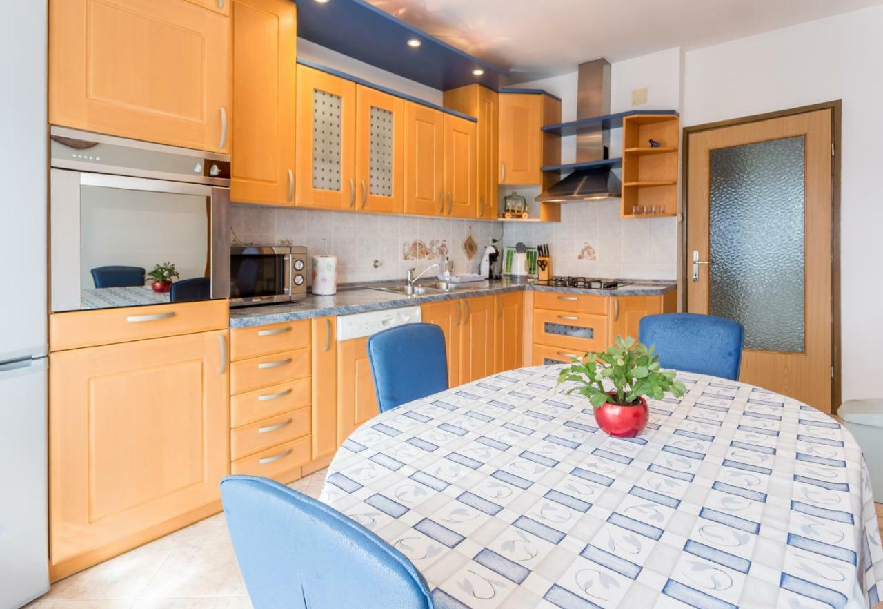 אומאג Apartment Dean מראה חיצוני תמונה